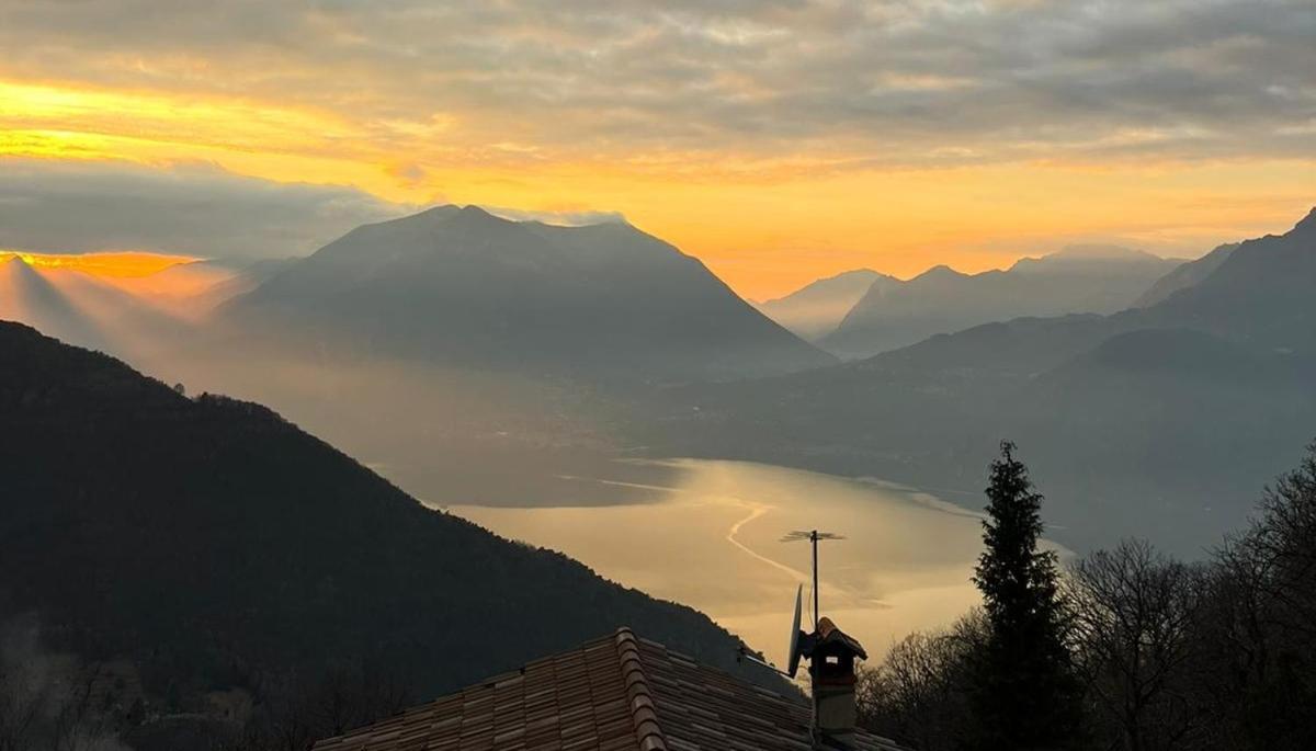 Chalet La Terrazza Vista Lago Bellano Esterno foto